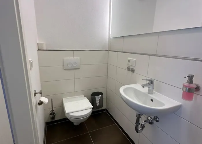 Einzelzimmer Mit Bad In Heiligenstadt